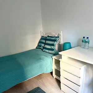  Apartament 2-rooms Cute Apartment, Metro, Wi-fi - By Hik